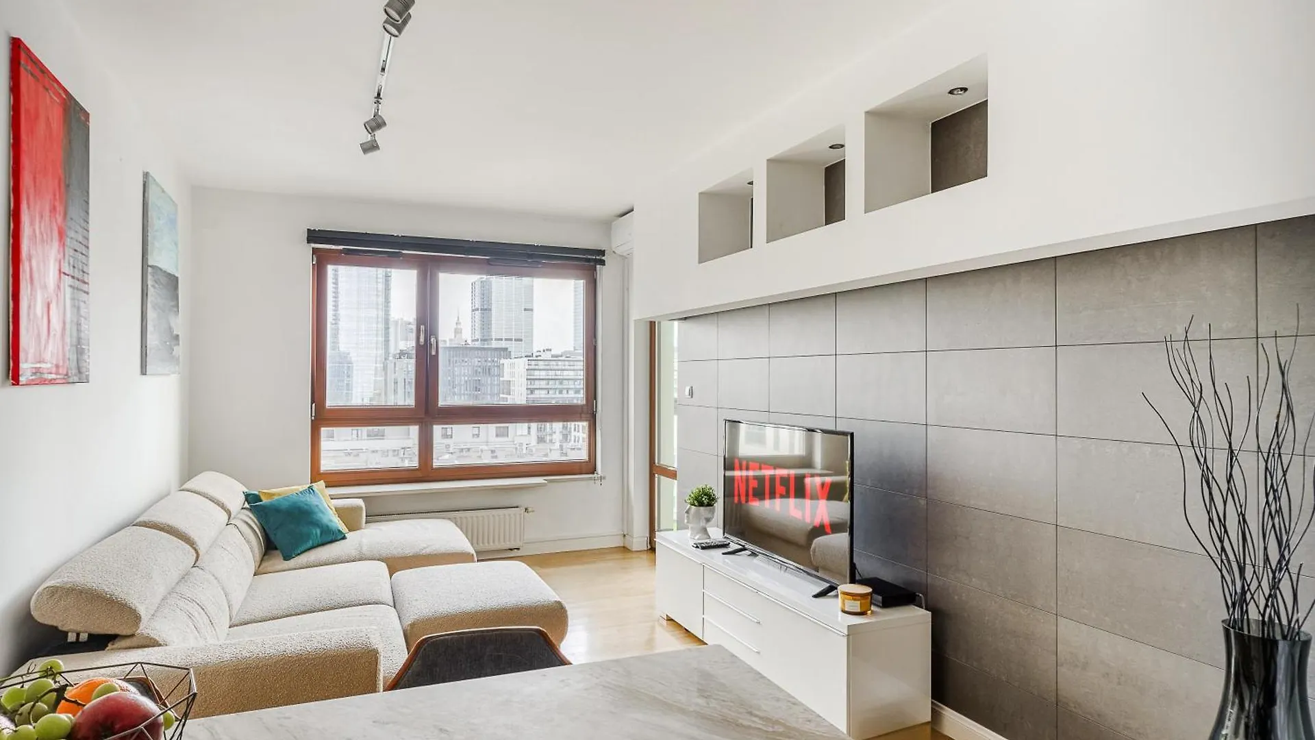 Premium Apartments In The Center Of Warsaw With Free Parking & Balcony