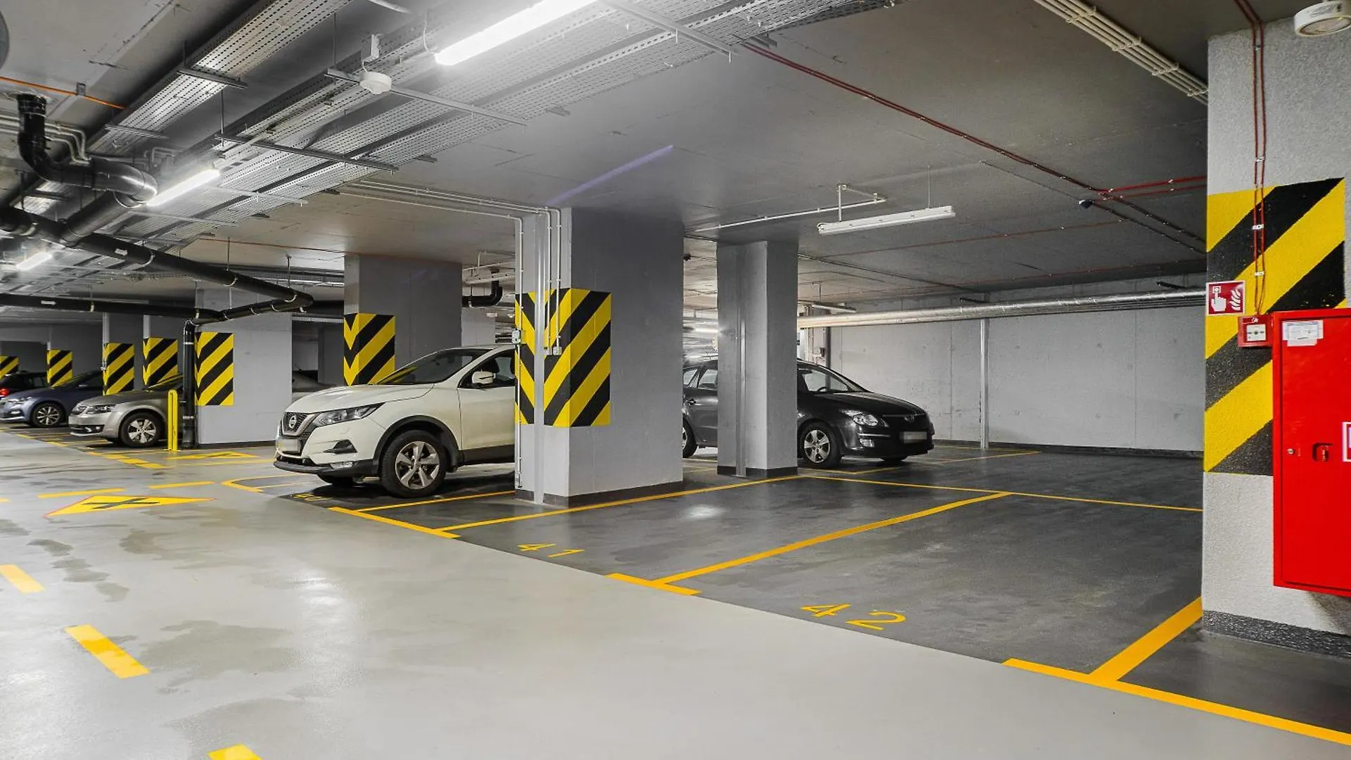Premium Apartments In The Center Of Warsaw With Free Parking & Balcony