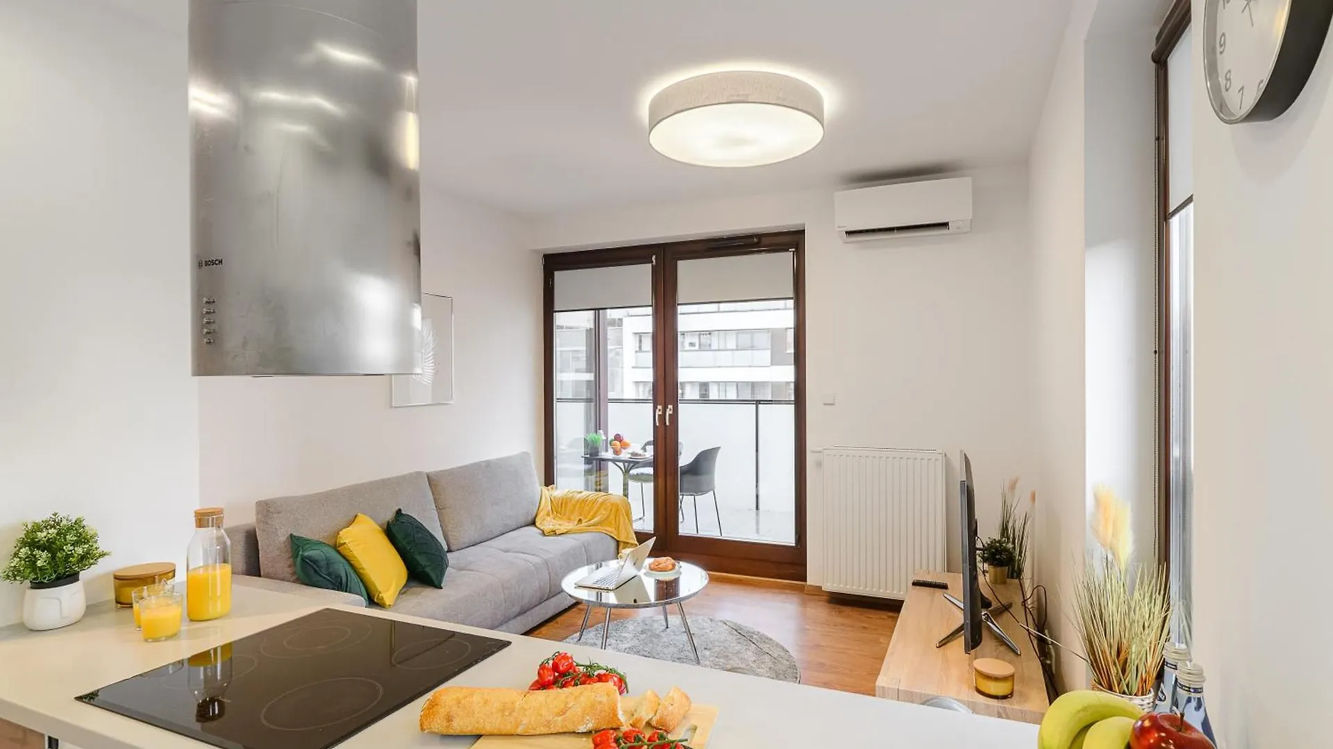 Premium Apartments In The Center Of Warsaw With Free Parking & Balcony Poland