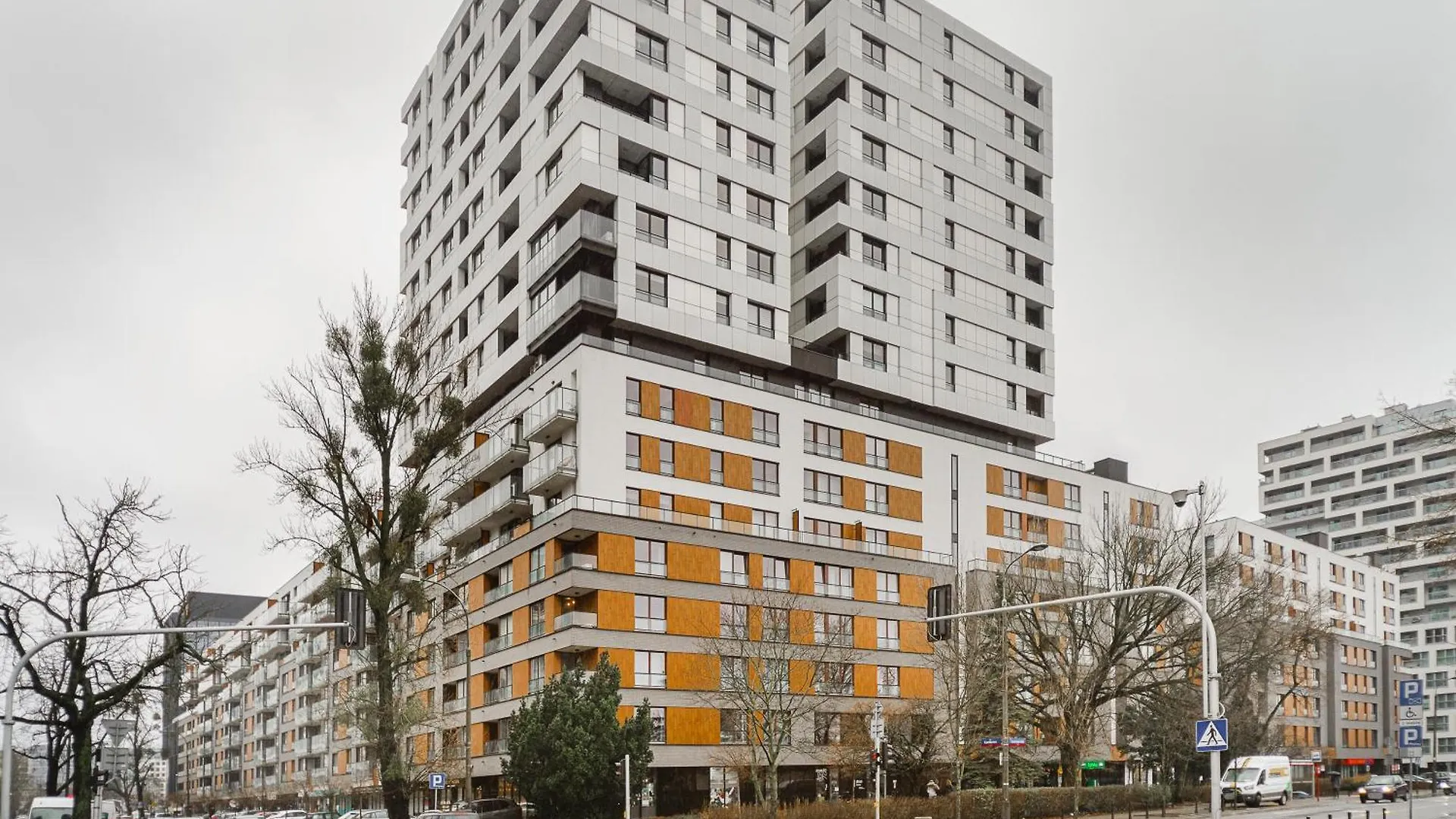 Premium Apartments In The Center Of Warsaw With Free Parking & Balcony