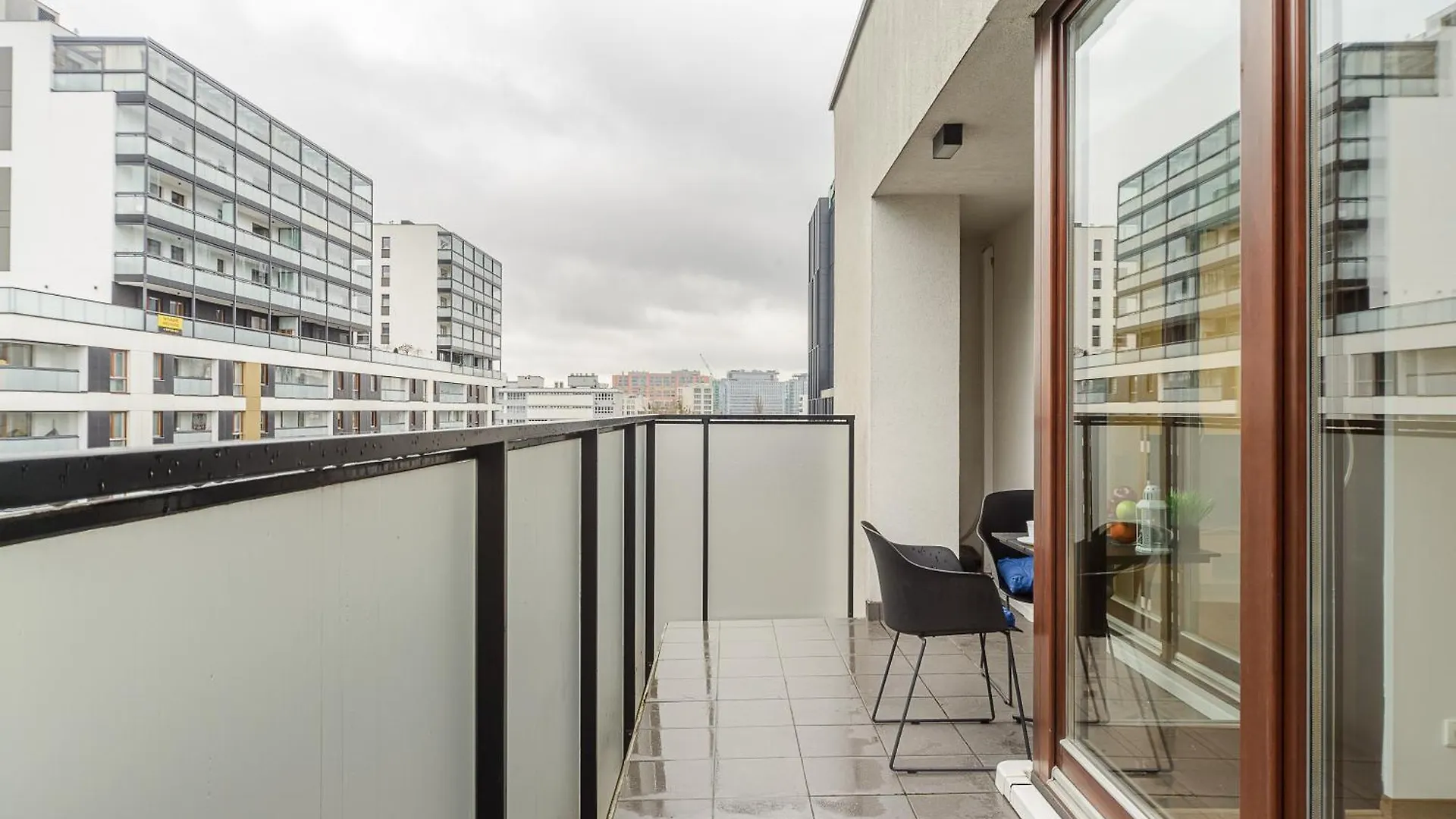 Premium Apartments In The Center Of Warsaw With Free Parking & Balcony Poland
